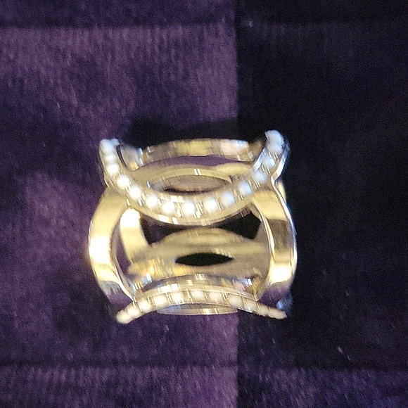 Elegant Silver Chunky Women's Ring - Picture 5 of 7